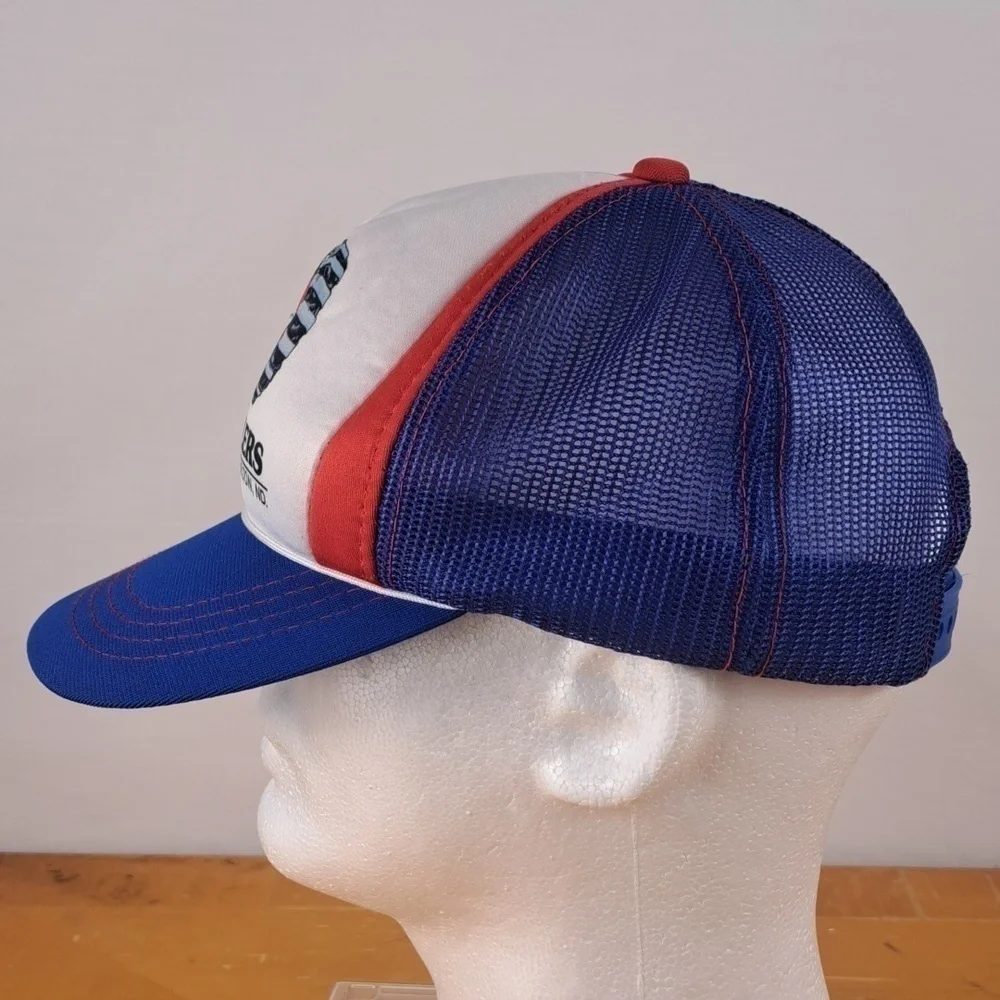 Vintage Tire Crawlers loegering graphic Casselton ND mesh trucker snapback hat